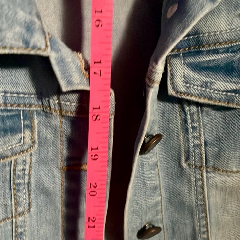 Jou Jou Blue Embroidered Cropped Jean Jacket - Picture 3 of 10
